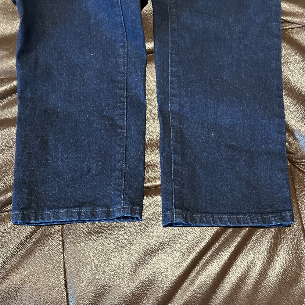 Straight Leg Jeans 8P - Picture 2 of 5